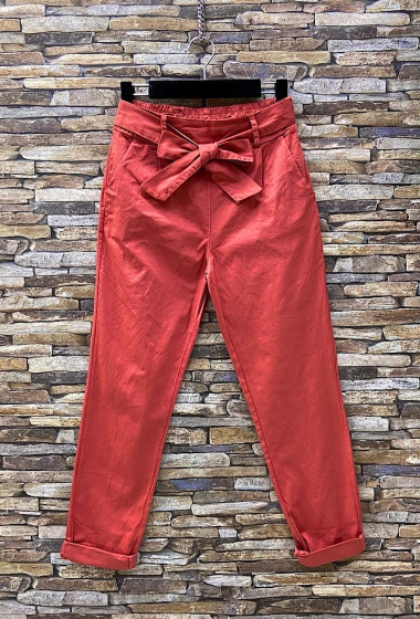 Wholesaler Elle Style - SACHA Cotton pants with pockets, elastic waist with bow belt.