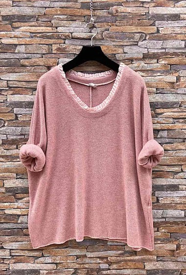 Wholesaler Elle Style - CARLA V-neck sweater with shirt detail, soft and pleasant to wear