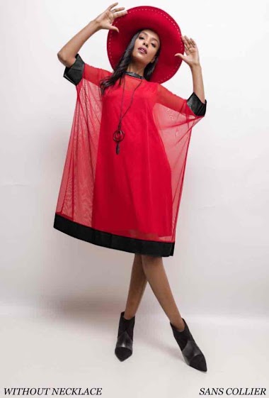 Mayorista Elle Style - JENNY Two-piece Maxi Dress, Black Uni Pattern with leather detail.