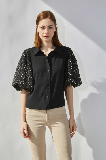 Wholesaler ELLI WHITE - Short puff sleeve shirt embroidered with daisies