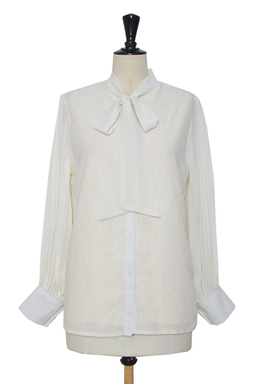 Wholesaler ELLI WHITE - Blouse in jacquard material with pussy-bow collar and pleated sleeves