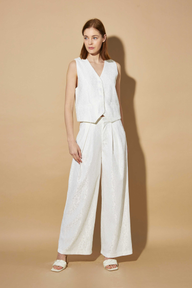 Wholesaler ELLI WHITE - Pleated lace pants