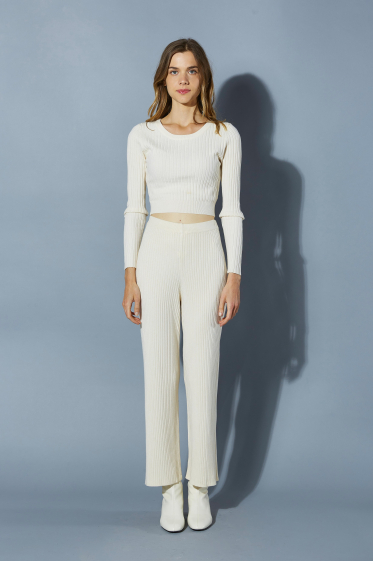 Grossiste ELLI WHITE - Pantalon en maille coupe droite