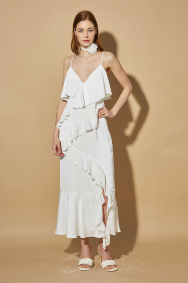 Großhändler ELLI WHITE - Langes Trägerkleid mit Blume, ideal für die Hochzeit