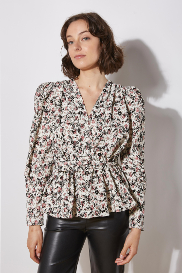 Wholesaler ELLI WHITE - Belted floral top