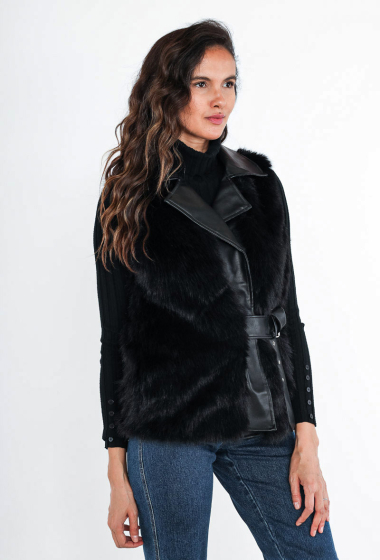 Wholesaler ELLI WHITE - Sleeveless fur jacket with faux leather insert