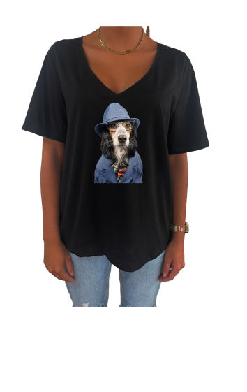 Grossiste Elvira - T-shirt femme col V oversize  |print  dogy