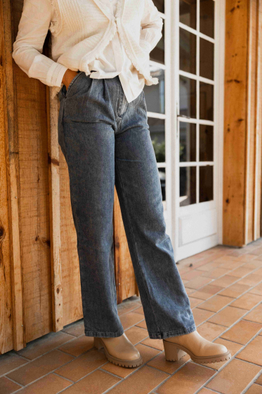 Grossiste EMILIE K PRET A PORTER - Pantalon en jean à la taille haute