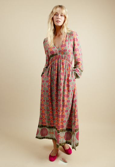Wholesaler EMILIE K PRET A PORTER - Long dress with whimsical patterns and a flowing cut