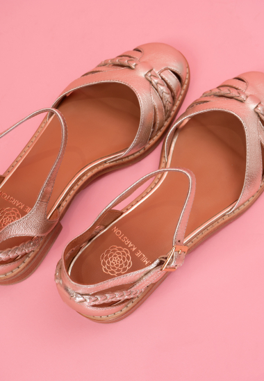 Wholesaler EMILIE KARSTON - JINETTE Flat sandals with braided straps.