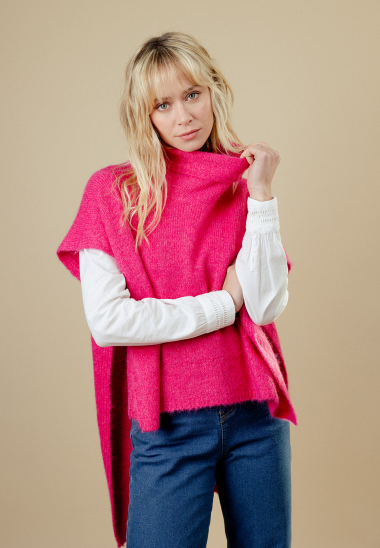Wholesaler EMILIE K PRET A PORTER - Poncho-style turtleneck sweater