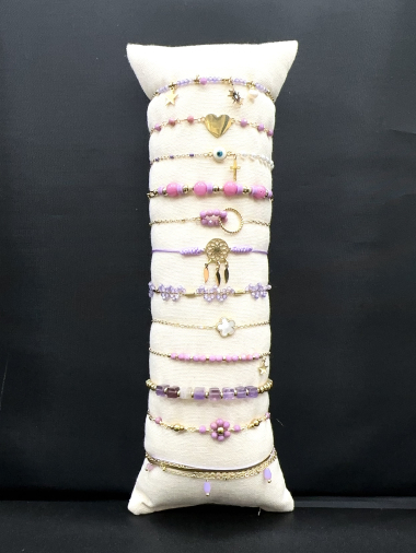 Grossiste Emily - 12 bracelets en acier inoxydable sur coussin