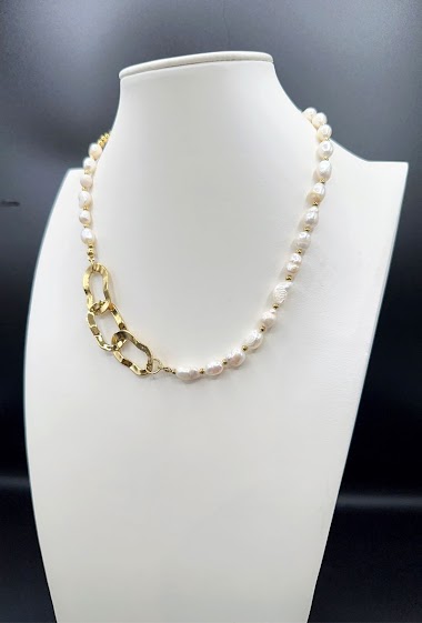 Wholesaler Emily - Stainless steel necklace and fresh water pearls