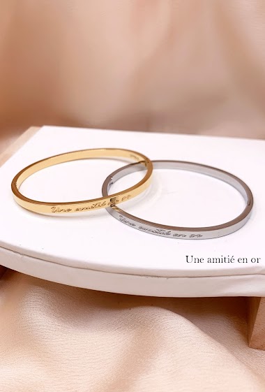 Wholesaler Emily - Bangle bracelet with engraved message "A golden friendship"