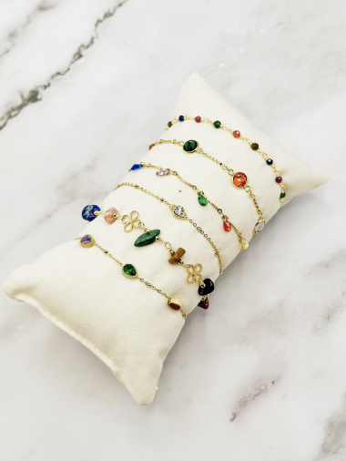 Wholesaler Emily - Set of 6 stainless steel bracelets on cushion