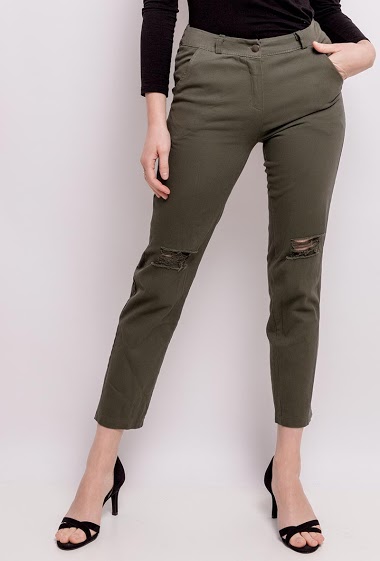 Wholesaler Emma Dore - Ripped pants