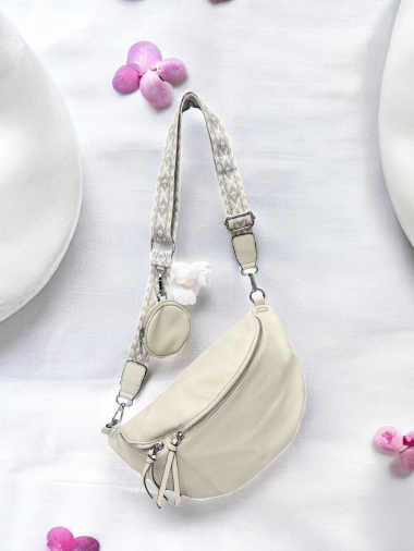 Wholesaler Emma Dore (Sacs) - Belt bag with printed shoulder strap