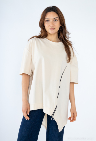 Wholesaler Emma Dore - Plain t-shirt with zip, round neck