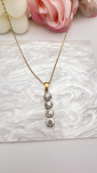 Wholesaler EMMASH BIJOUX - STAINLESS STEEL 3 STRASS NECKLACE