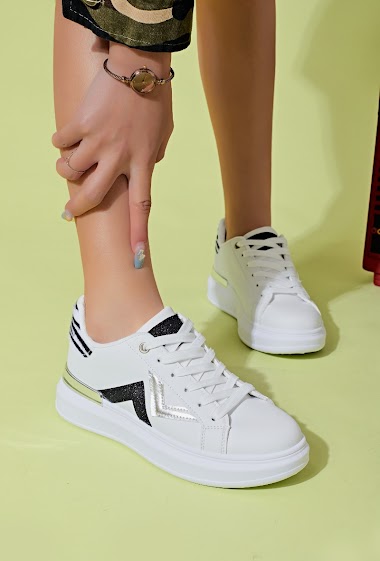 Sneakers with triangle