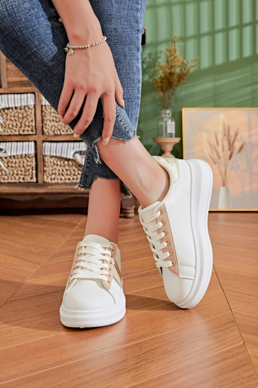 Wholesaler Erynn - Wedge sneakers with side stripes