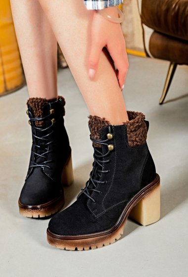 Wholesaler Erynn - Fur boots