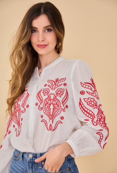 Wholesaler ESCANDELLE Paris - Embroidered shirt 100% Cotton, Mao collar with long sleeves, bohemian embroidery