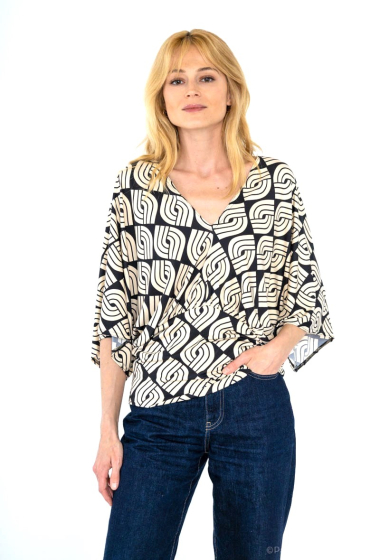 Wholesaler Esperance - Printed batwing sleeve blouse