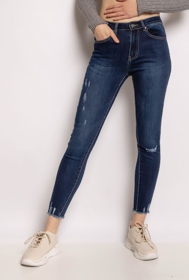 Wholesaler Estee Brown - Ripped skinny jeans with raw edges