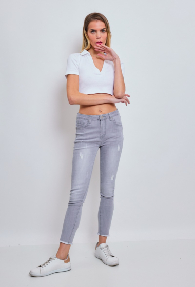 Großhändler Estee Brown - Slim-Jeans im Distressed-Look mit ungesäumten Kanten