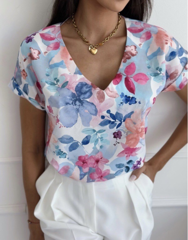 Wholesaler Estee Brown - V-neck T-shirt top, short sleeve