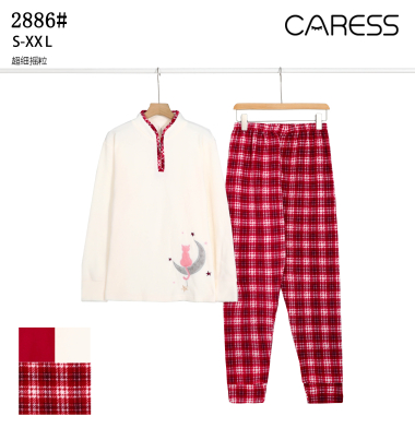 Wholesaler ESTHER QUEEN - Velvet pajamas set