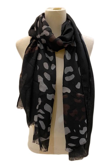 Wholesaler LINETA - leopard foulards