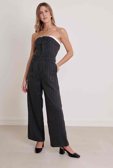 Wholesaler Feelkoo - Striped strapless jumpsuit
