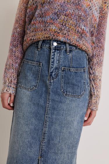 Wholesaler Feelkoo - Long denim skirt stretched at the front