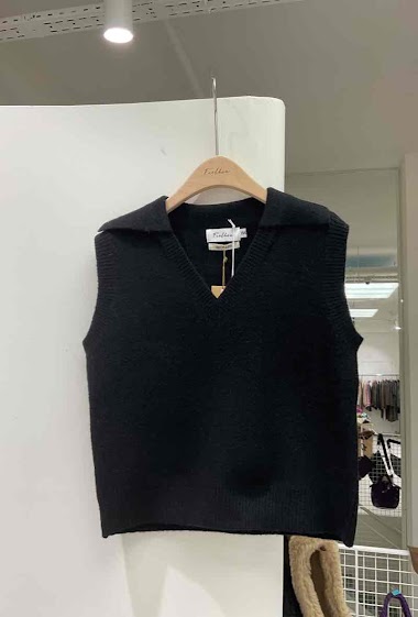 Wholesaler Feelkoo - Sleeveless sweater with collar