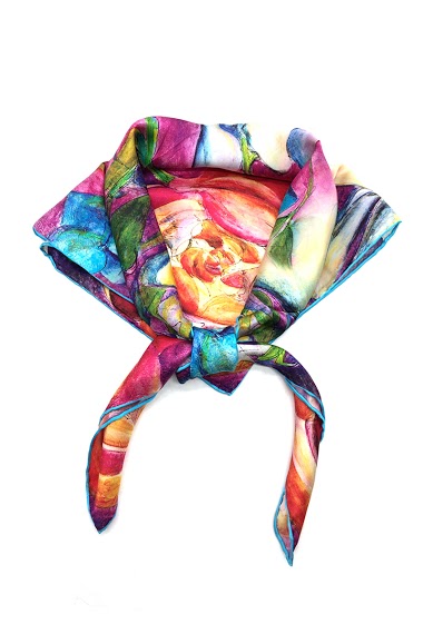 Wholesaler Feelmoon - SILK SQUARE STOLE PRINTED WITH FLOWERS
