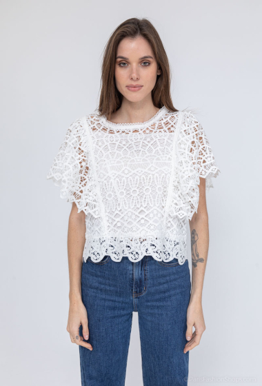 Wholesaler FEELOOK - Embroidered top