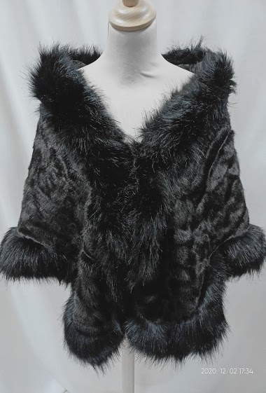 Wholesaler FeliMode - faux fur poncho