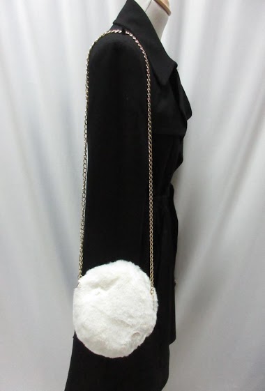 Wholesaler FeliMode - fake fur handbag.