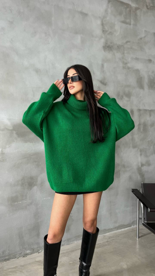 Wholesaler FENOMEN - Long Oversized Knitted Sweater with Long Sleeves