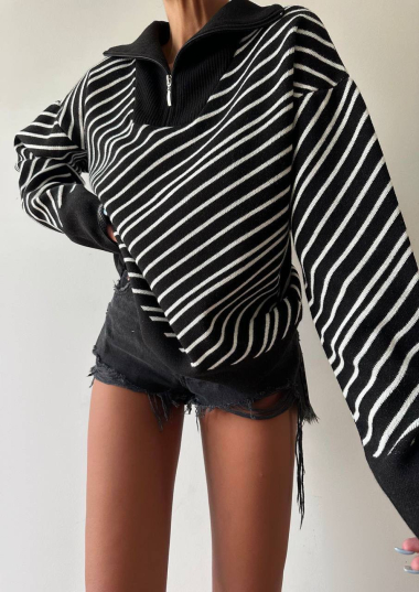 Wholesaler FENOMEN - Loose Zebra Patterned Sweater with Zipped Neckline