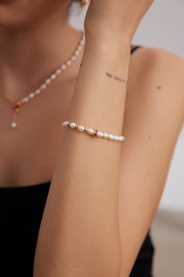 Wholesaler Flyja - Natural freshwater cultured pearl bracelet