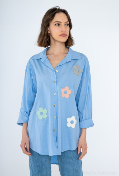 Großhändler For Her Paris Grande Taille - schlichtes, langärmliges Baumwollhemd mit bunten Gänseblümchen