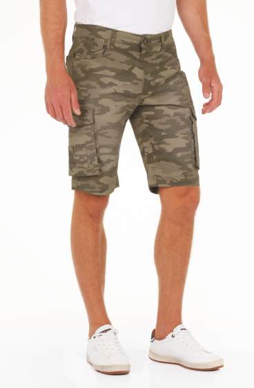 Wholesaler FRANCE DENIM - Camouflaged cargo Bermuda shorts