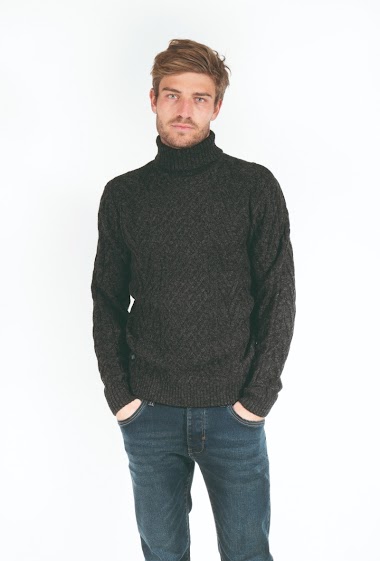 Sweater fancy mock color twisted
