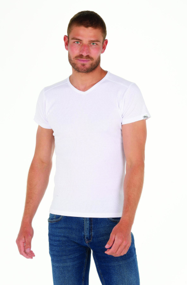 Großhändler FRANCE DENIM - Geripptes 2*2-T-Shirt mit V-Ausschnitt