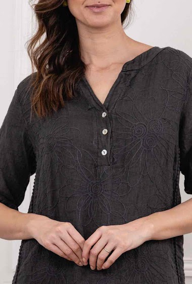 Grossiste French Baiser - Blouse relief fleurie