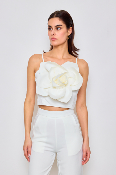 Wholesaler Frime Paris - Short top with embossed flower on the front