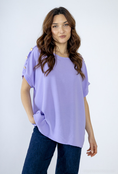 Wholesaler C.CONSTANTIA - Tshirt with buttons on the shoulders